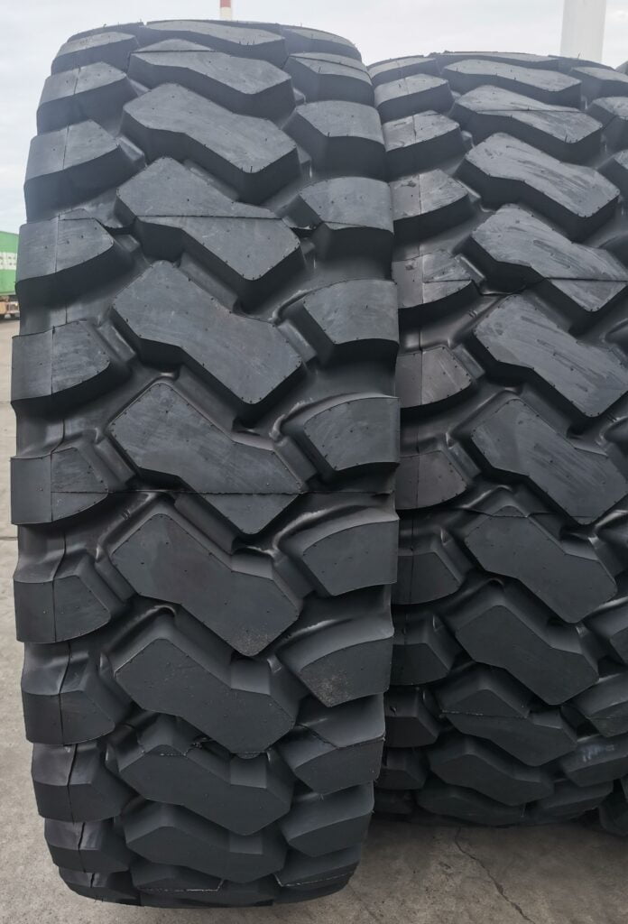 MSX2 12.00R24 18.00R33