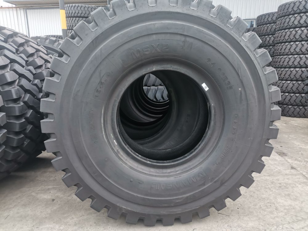 MSX2 12.00R24 18.00R33