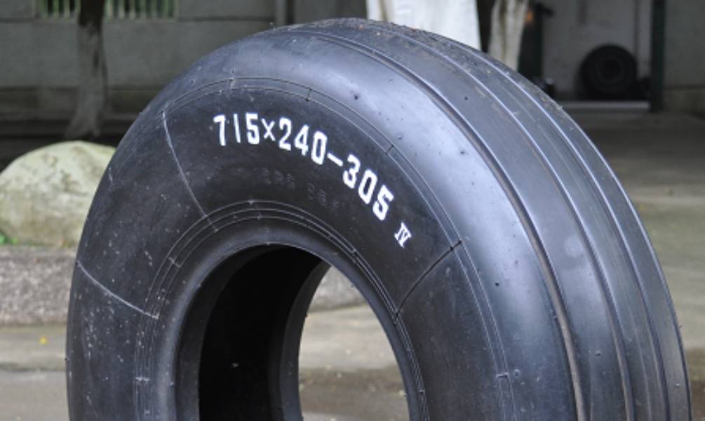 Aircraft tire shipping abroad