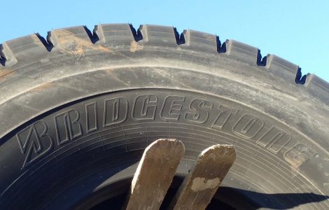 GIANT OTR TIRES of Premium brands