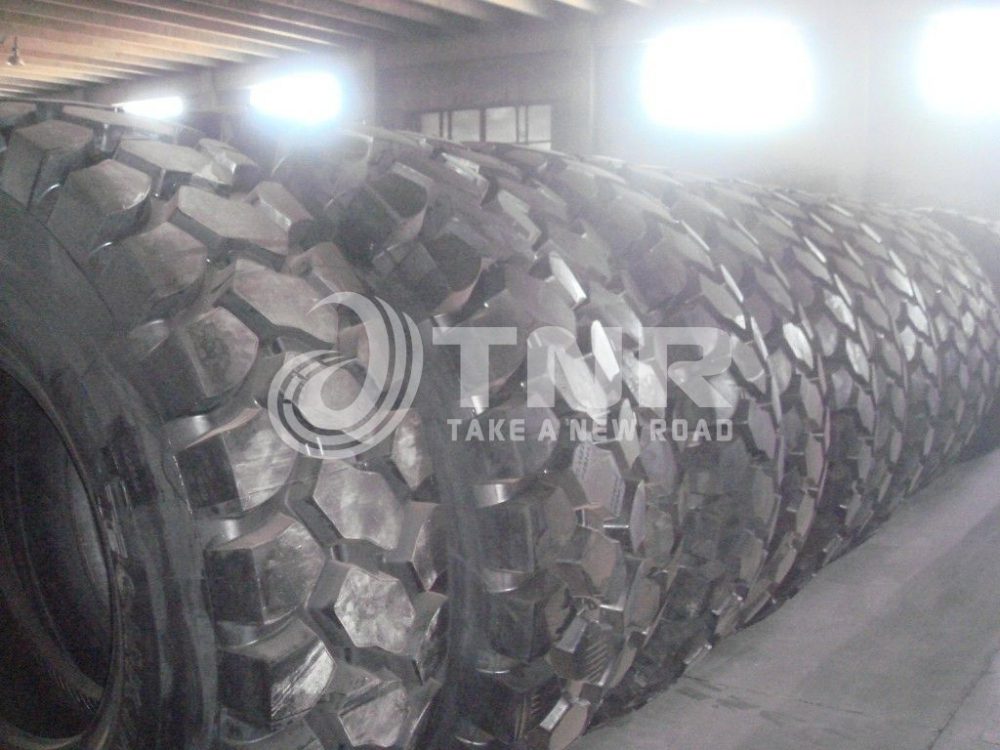 HILO B04S+ 24.00R35 E4