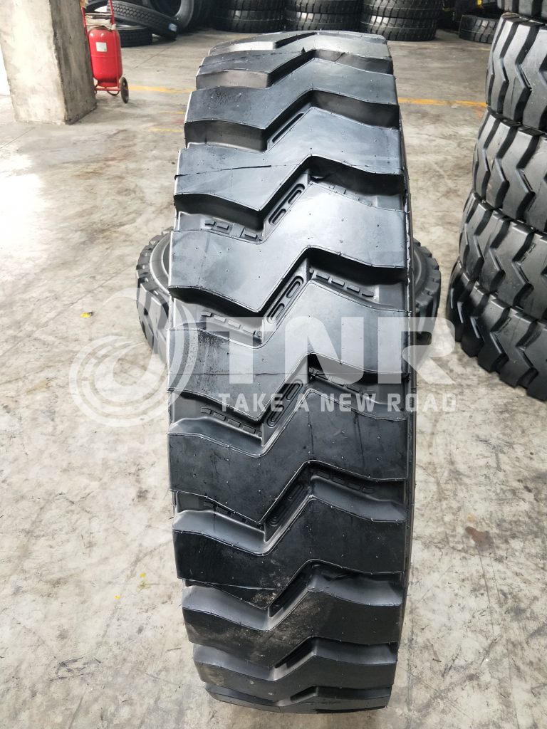 HILO AN6092 13.00R25 14.00R25 E-4