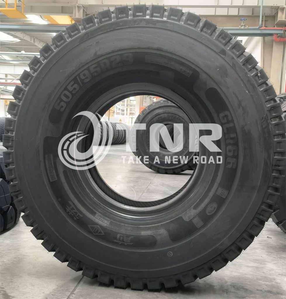ADVANCE GLR66 505/95R29 ***