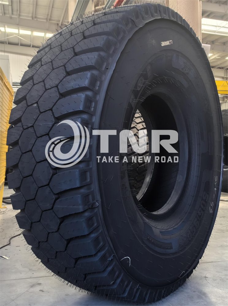 ADVANCE GLR66 505/95R29 ***